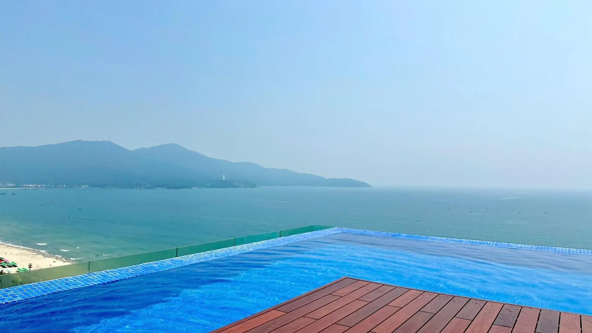 Ocean View Lux Stu In A La Carte Da Nang Aparthotel